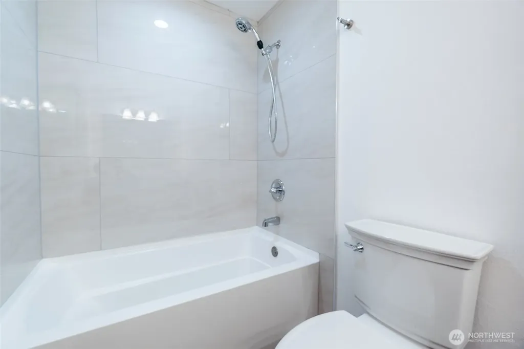 20915 80th Place W Edmonds WA 98026