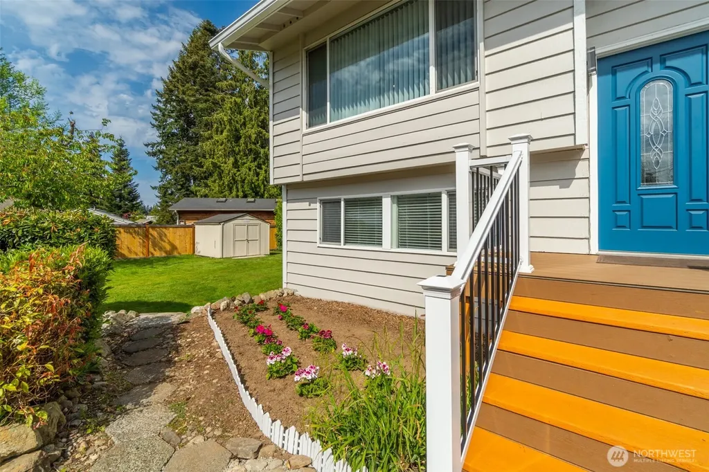 20915 80th Place W Edmonds WA 98026