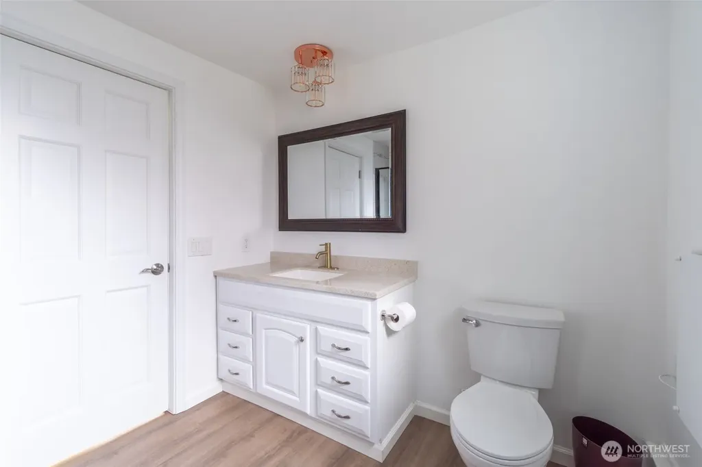 20915 80th Place W Edmonds WA 98026