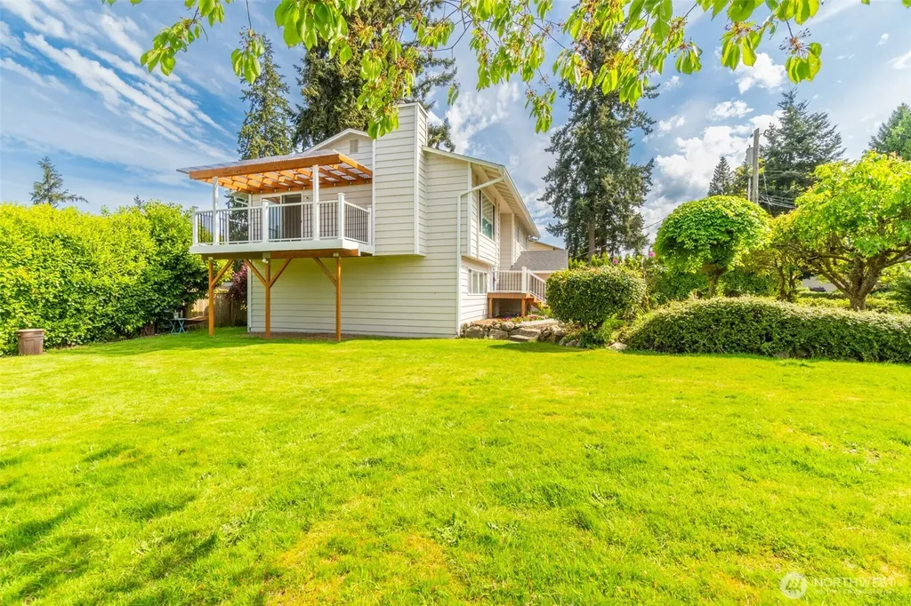 20915 80th Place W Edmonds WA 98026