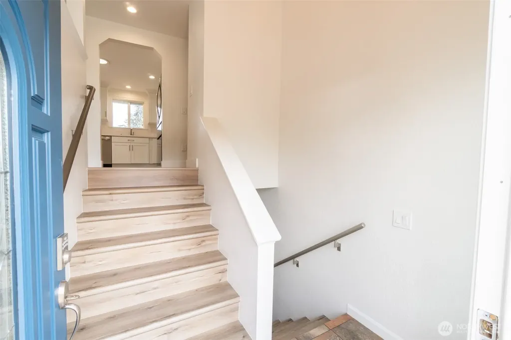 20915 80th Place W Edmonds WA 98026