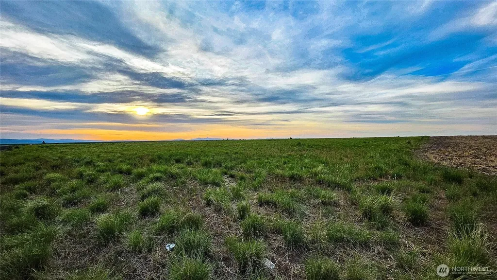 16525 Us Highway 2 Waterville WA 98858
