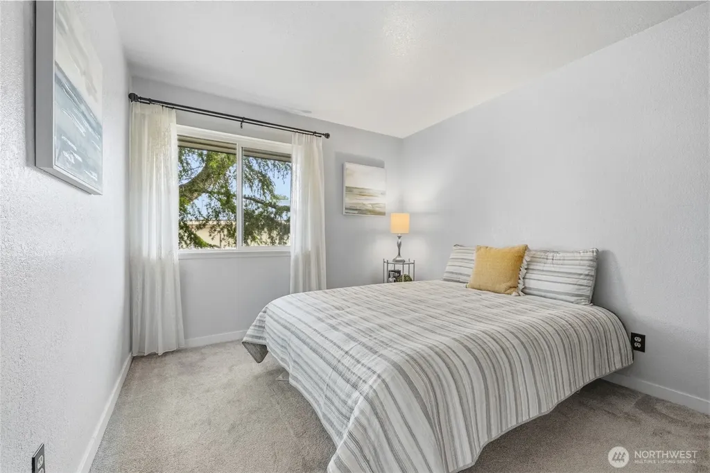 11300 1st Avenue NE Seattle WA 98125