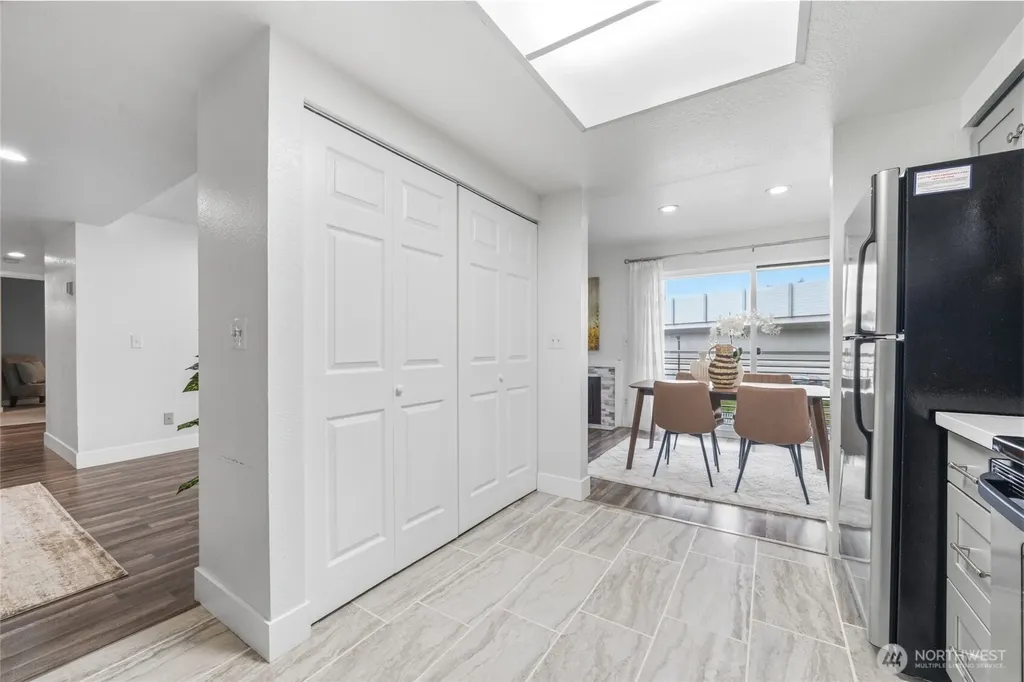 11300 1st Avenue NE Seattle WA 98125