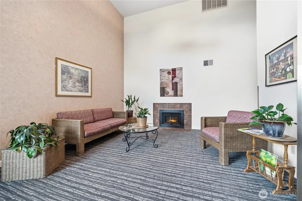 11300 1st Avenue NE Seattle WA 98125