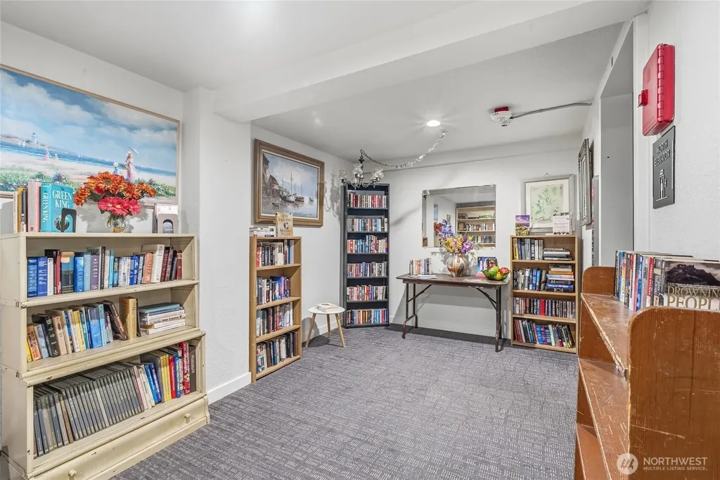 11300 1st Avenue NE Seattle WA 98125