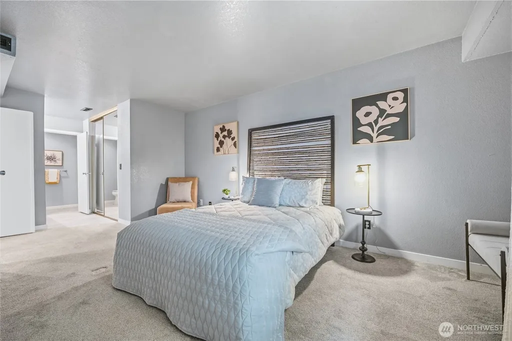 11300 1st Avenue NE Seattle WA 98125