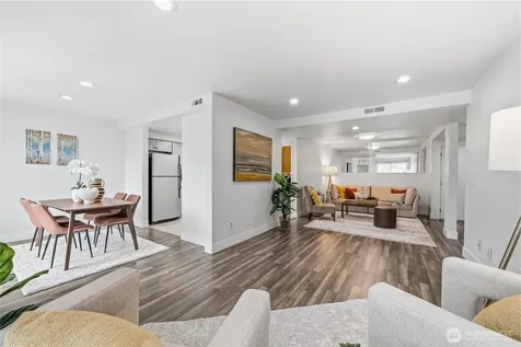 11300 1st Avenue NE Seattle WA 98125