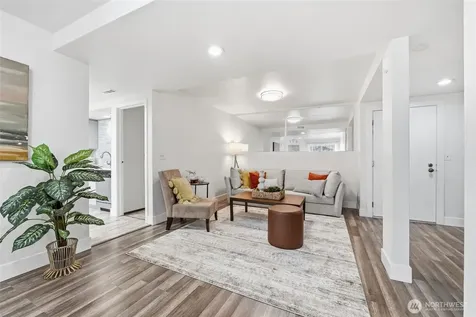 11300 1st Avenue NE Seattle WA 98125