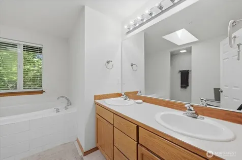 6534 NE 198th Street Kenmore WA 98028