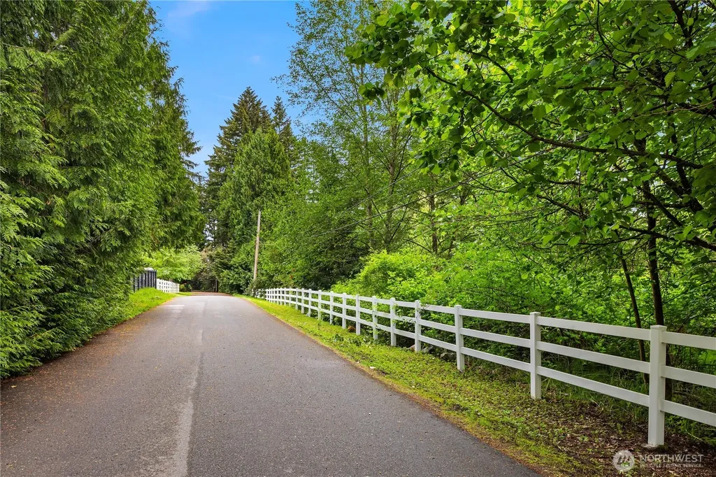 13432 NE 25th Street Bellevue WA 98005