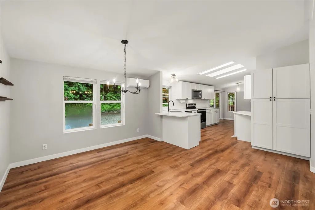11814 4th Street E Edgewood WA 98372