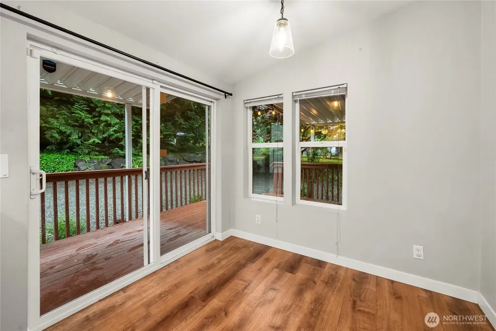 11814 4th Street E Edgewood WA 98372