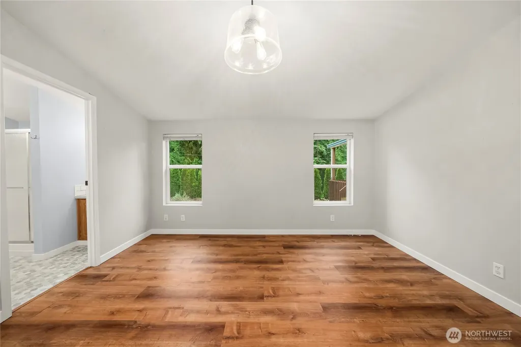 11814 4th Street E Edgewood WA 98372