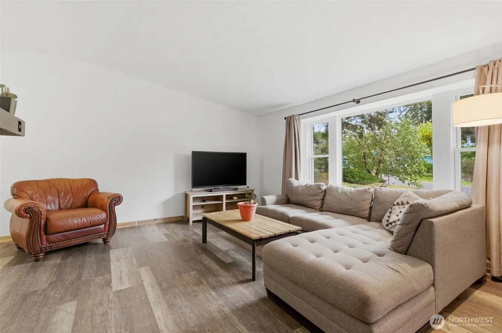 4001 55th Street Ct NW Gig Harbor WA 98335