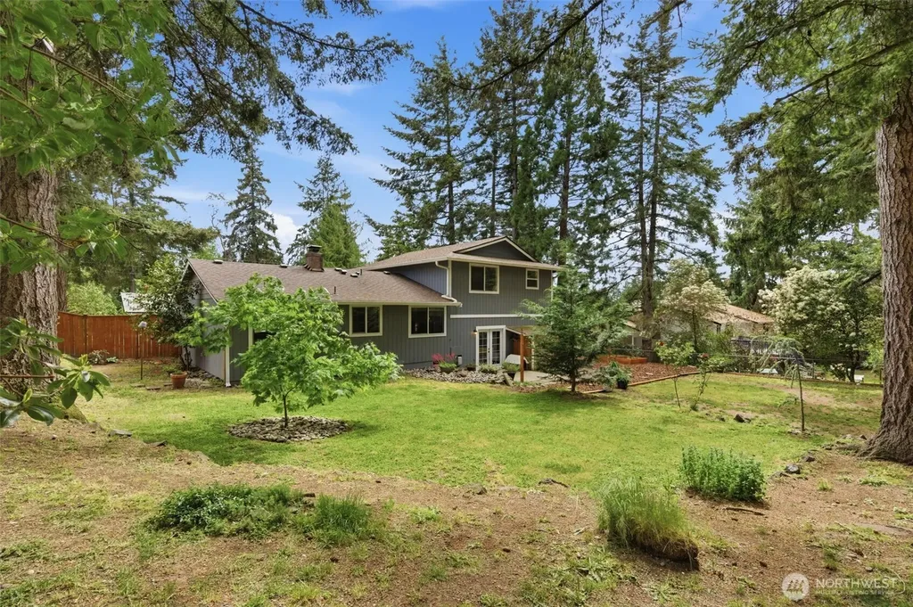 4001 55th Street Ct NW Gig Harbor WA 98335