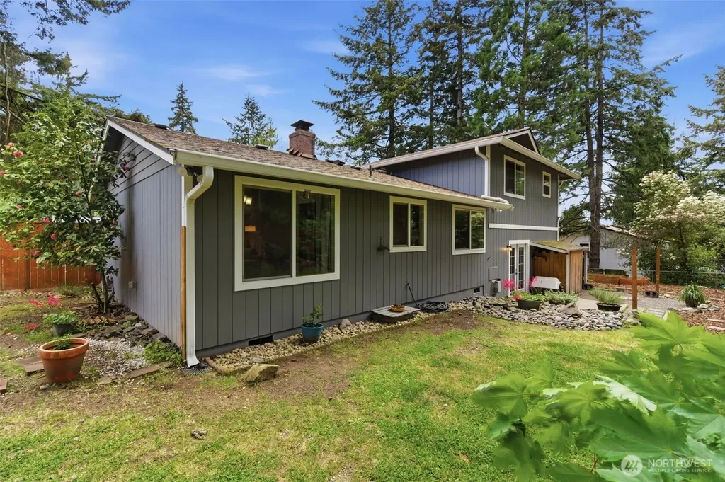 4001 55th Street Ct NW Gig Harbor WA 98335