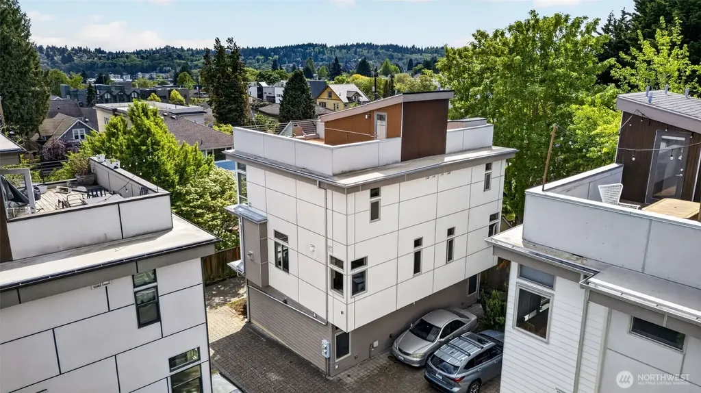 2615 NW 65th Street Seattle WA 98117