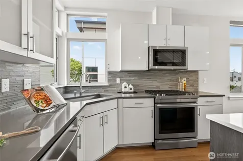 2615 NW 65th Street Seattle WA 98117