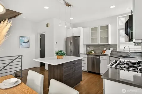 2615 NW 65th Street Seattle WA 98117