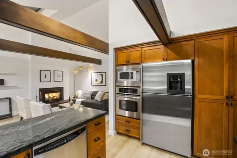1520 Sycamore Drive SE Issaquah WA 98027