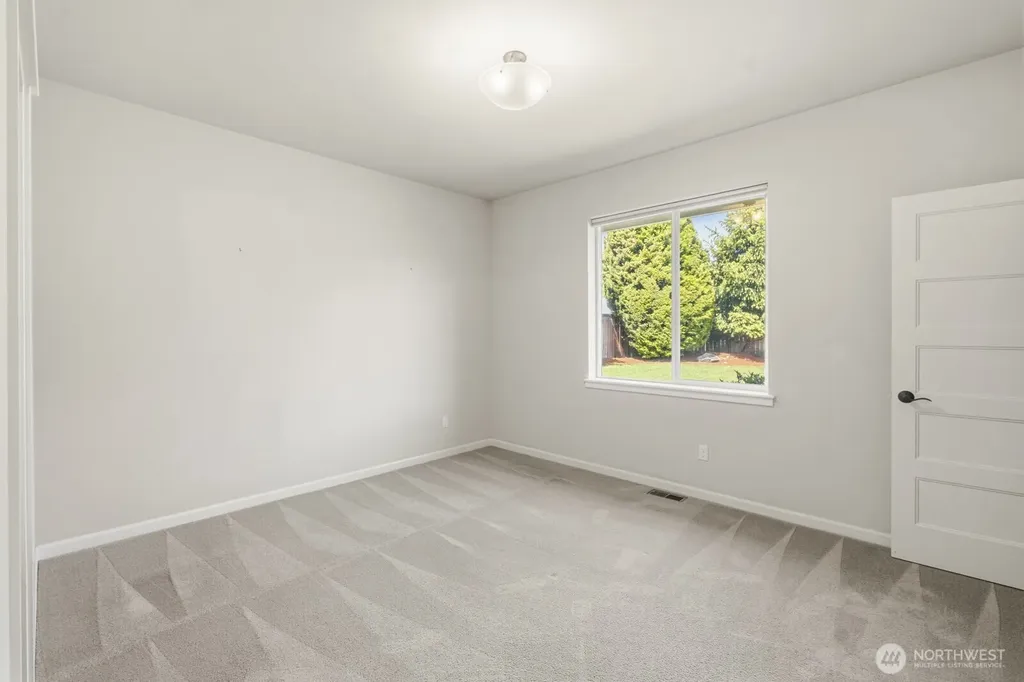 6823 47th Avenue NE Olympia WA 98516