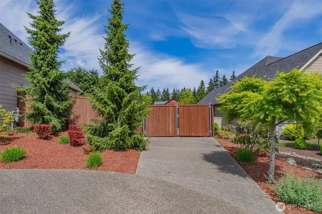 6823 47th Avenue NE Olympia WA 98516