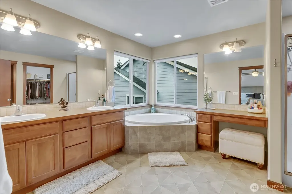 8609 29th Way SE Olympia WA 98513