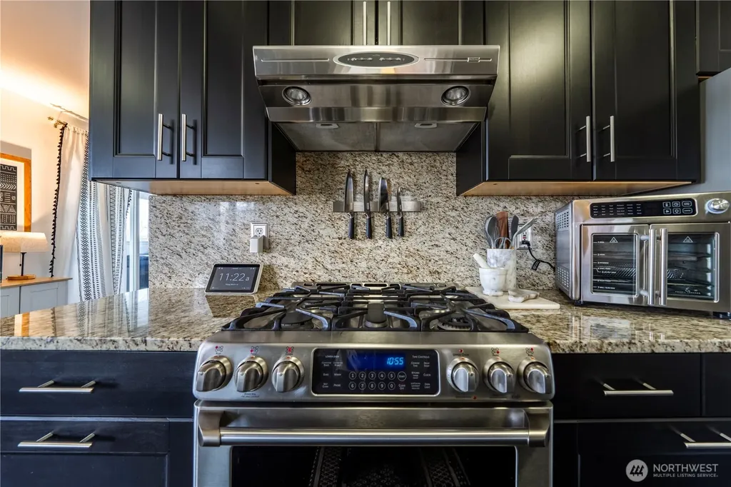 7413 Jackson Road Blaine WA 98230