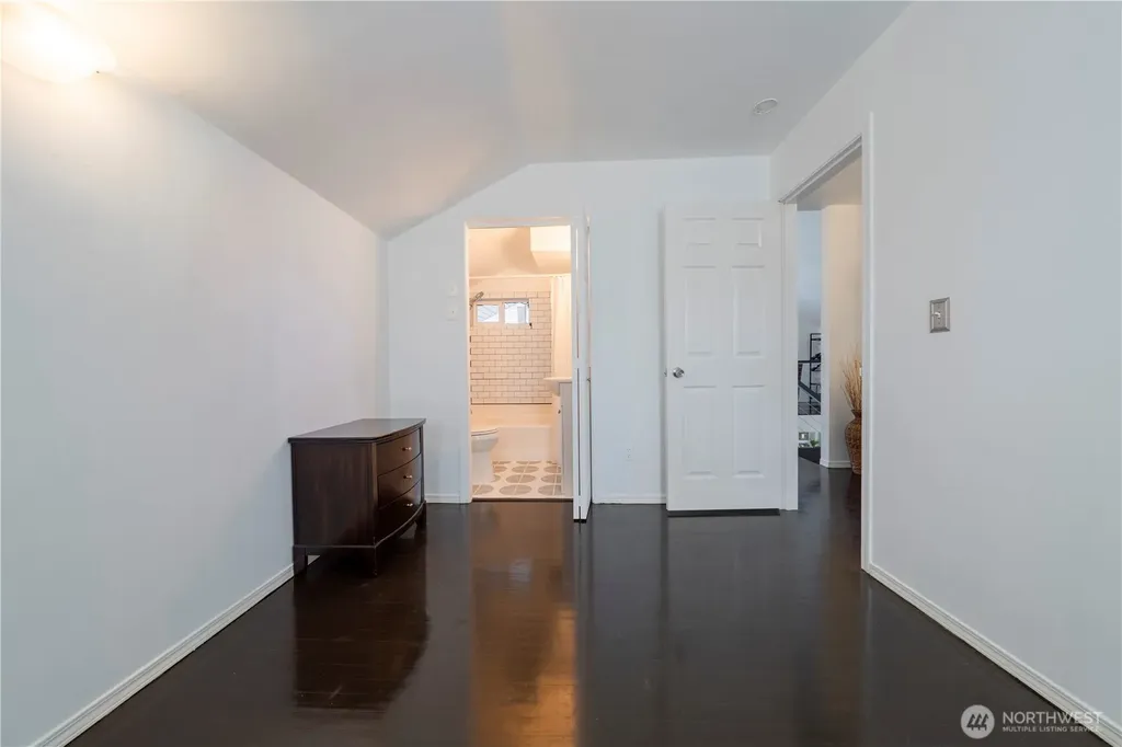 7413 Jackson Road Blaine WA 98230