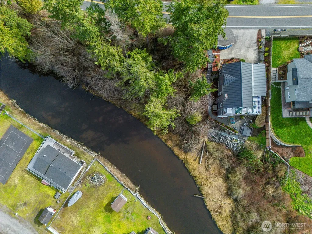 7413 Jackson Road Blaine WA 98230