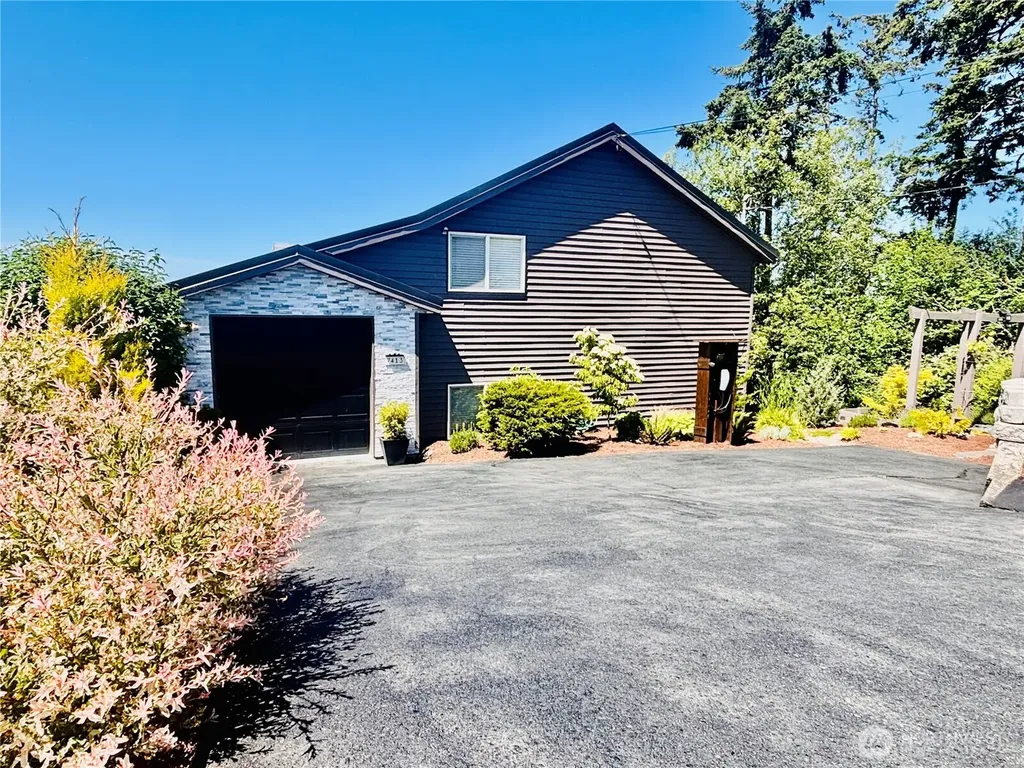 7413 Jackson Road Blaine WA 98230