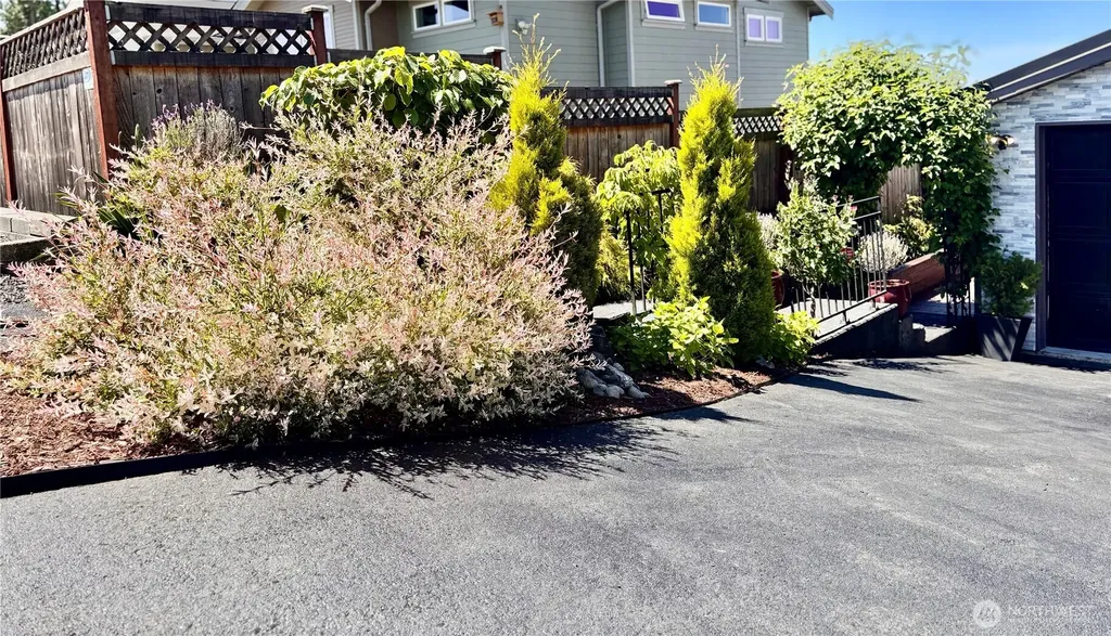 7413 Jackson Road Blaine WA 98230