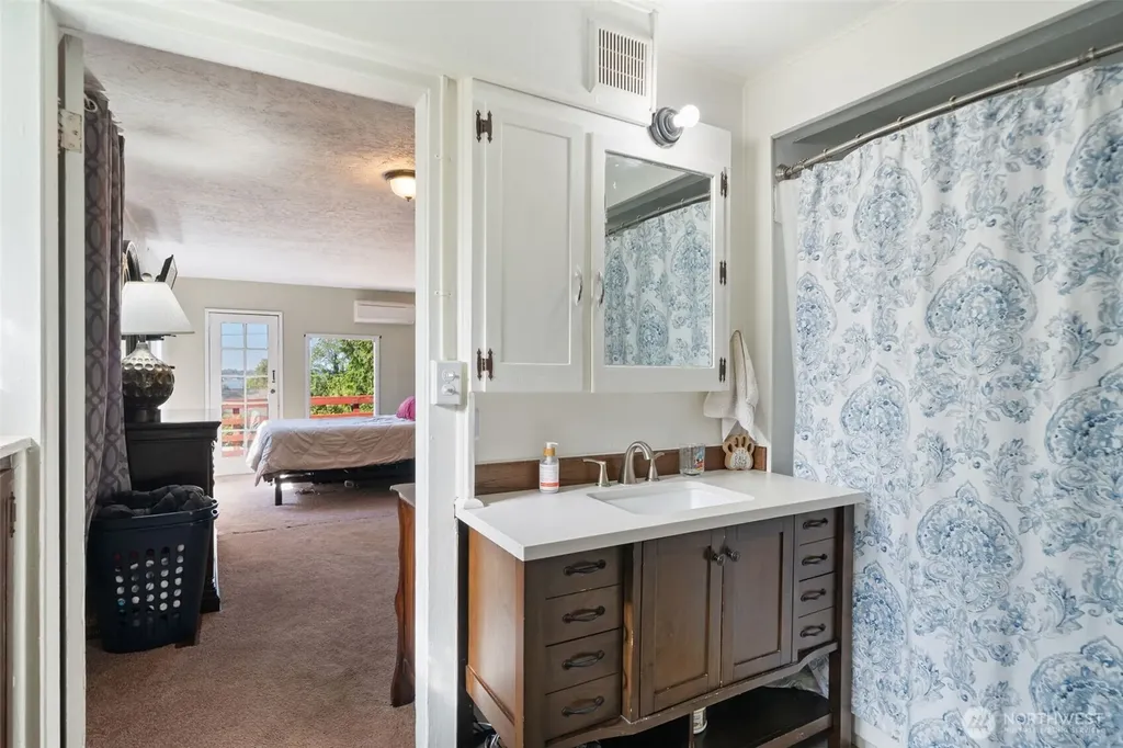 3028 Arvick Road SE Port Orchard WA 98366