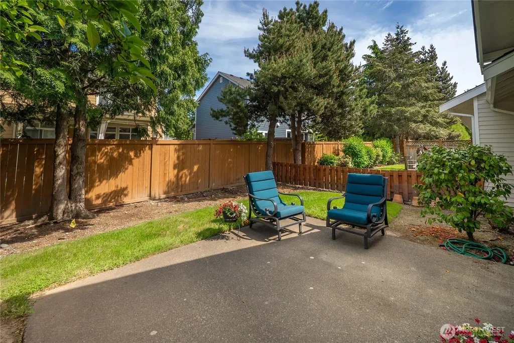 6008 Nathan Way SE Auburn WA 98092