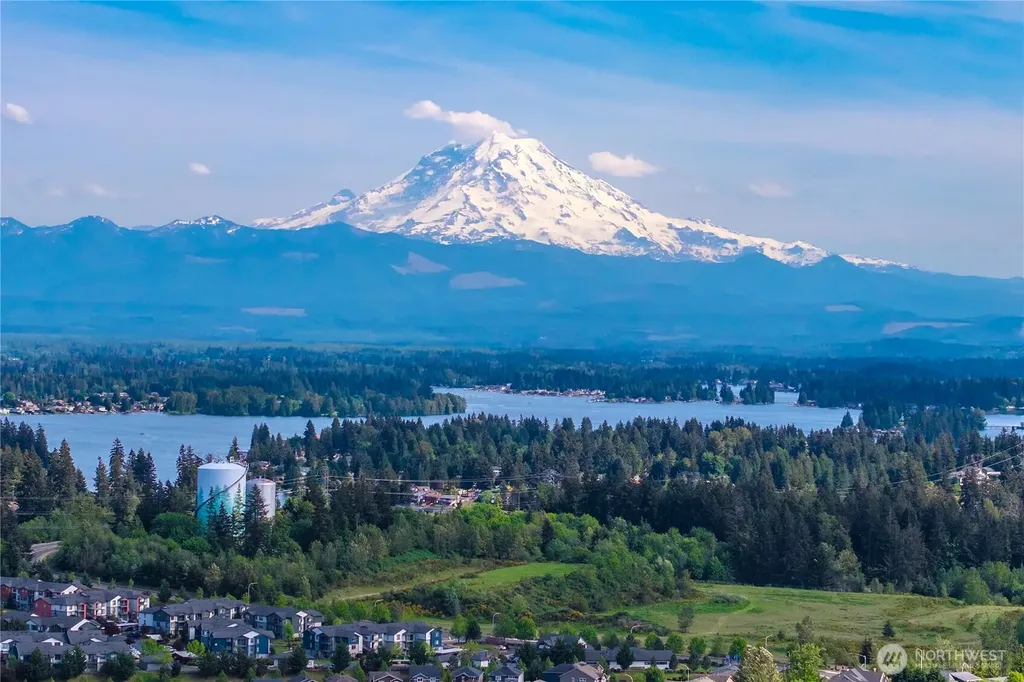6008 Nathan Way SE Auburn WA 98092