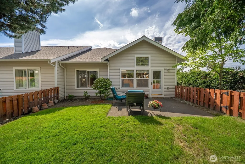 6008 Nathan Way SE Auburn WA 98092