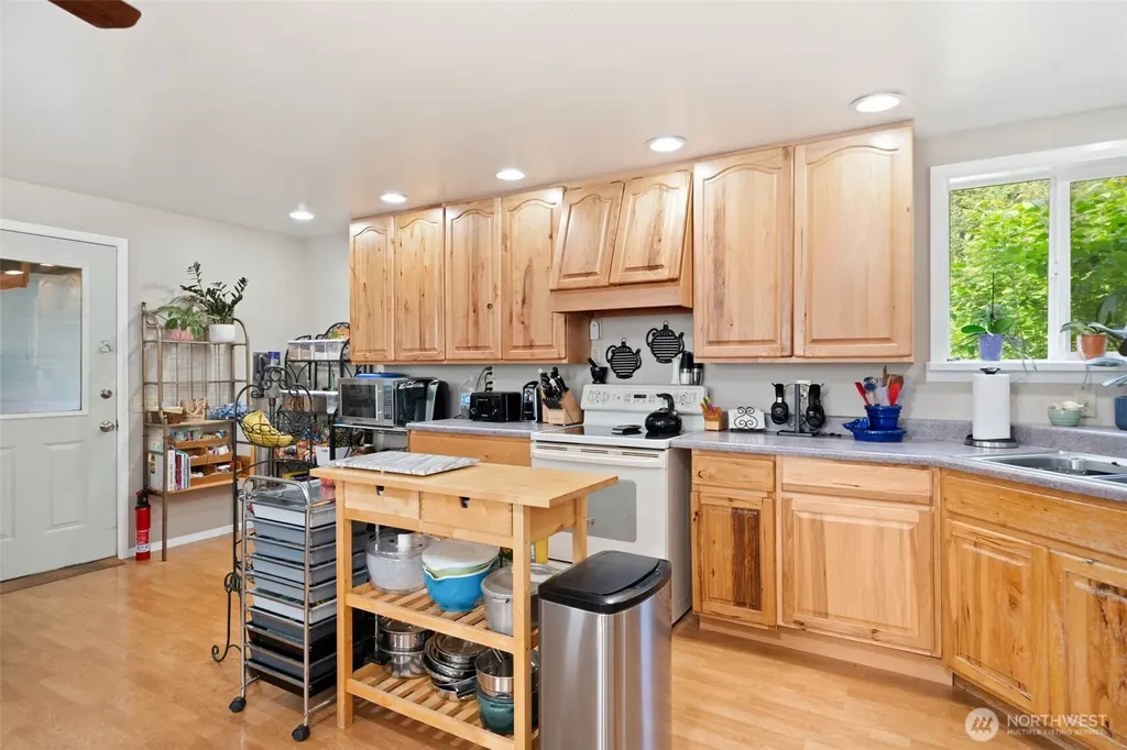 194 Big Foot Lane Sequim WA 98382
