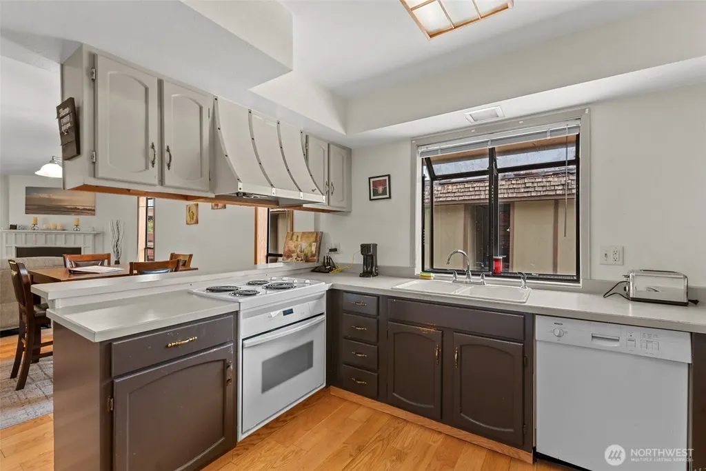113 E Center Street Chelan WA 98816