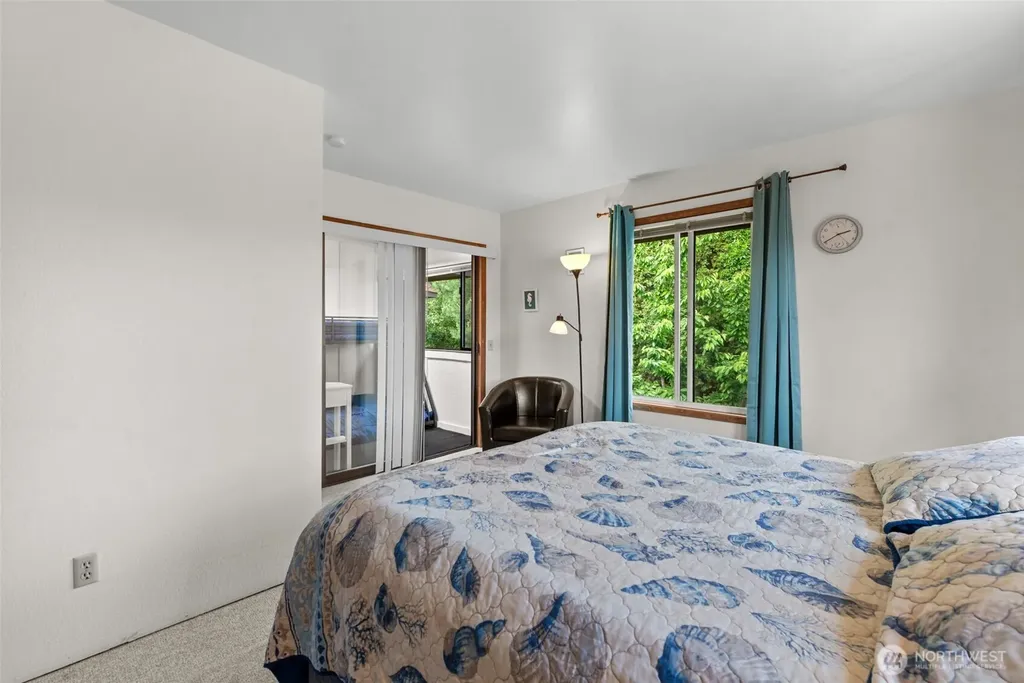 113 E Center Street Chelan WA 98816