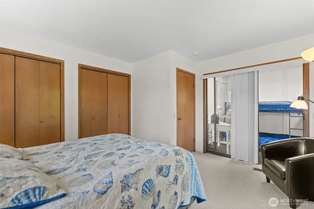 113 E Center Street Chelan WA 98816