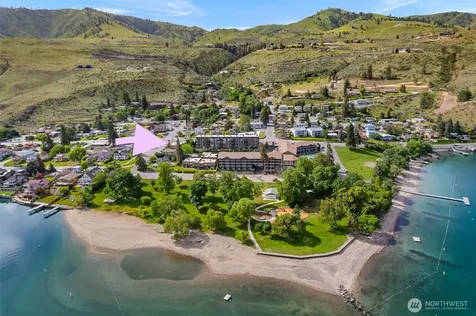 113 E Center Street Chelan WA 98816