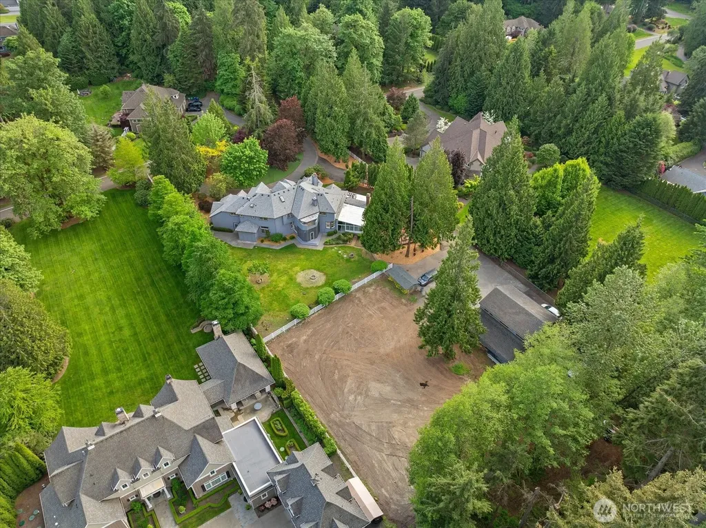 8207 228th Street SE Woodinville WA 98072