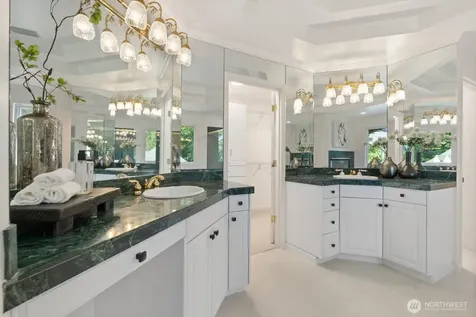 8207 228th Street SE Woodinville WA 98072