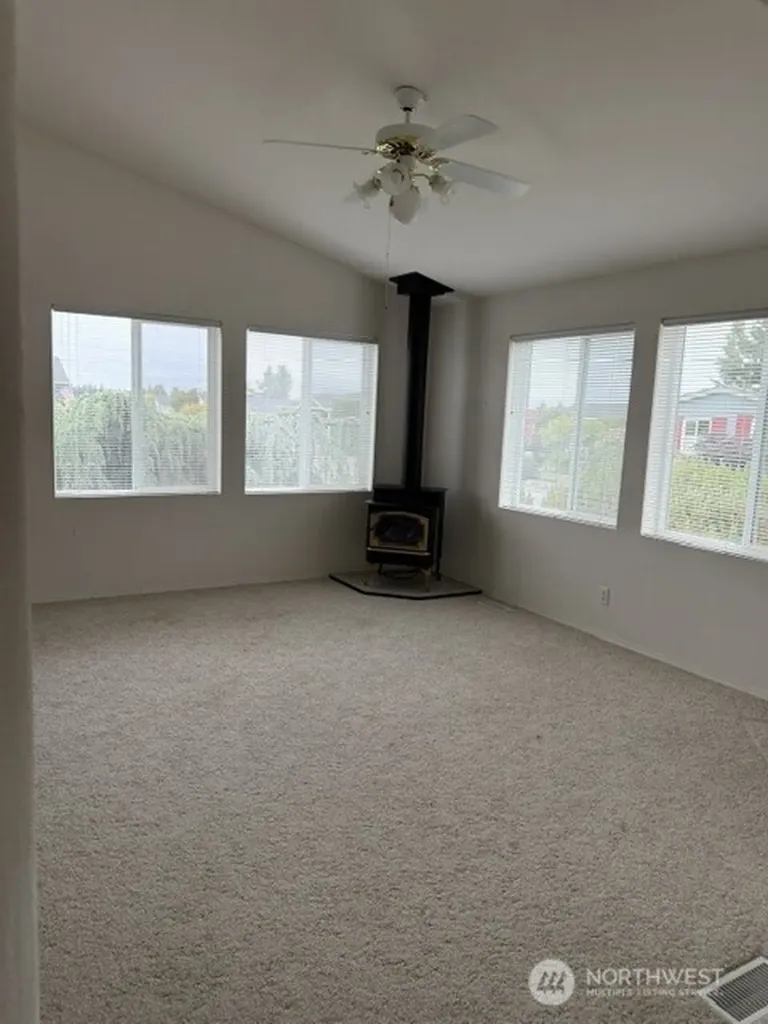 891 Starboard Way Sequim WA 98382