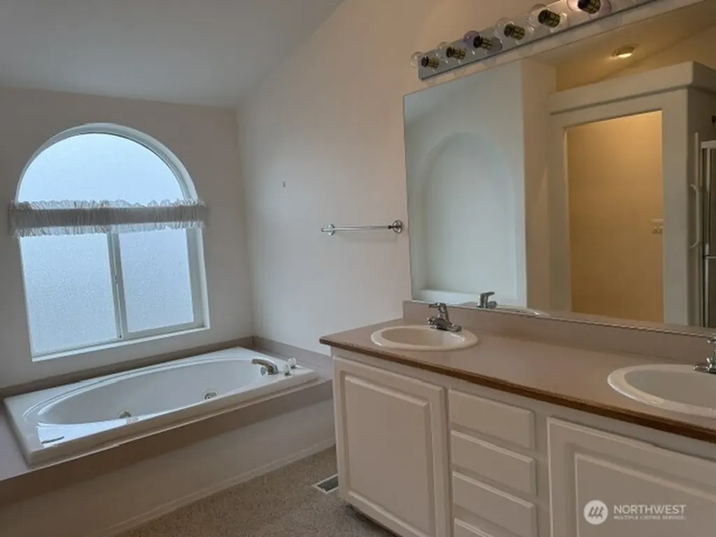 891 Starboard Way Sequim WA 98382