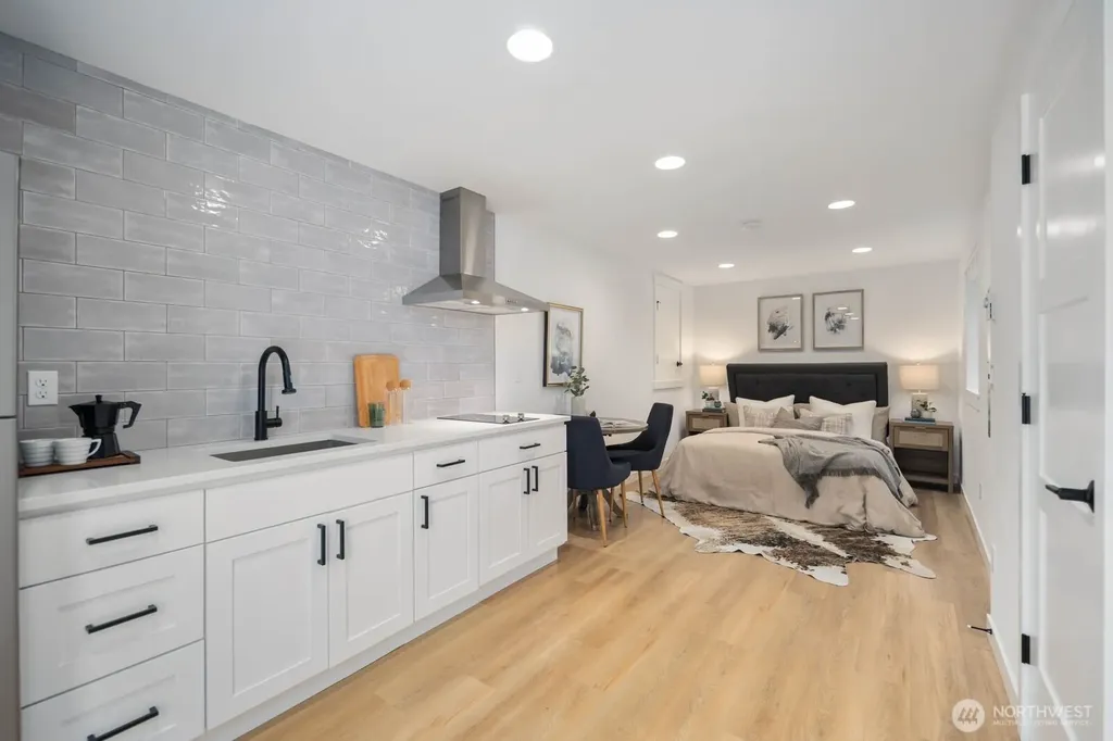 6103 S Norfolk Street Seattle WA 98118