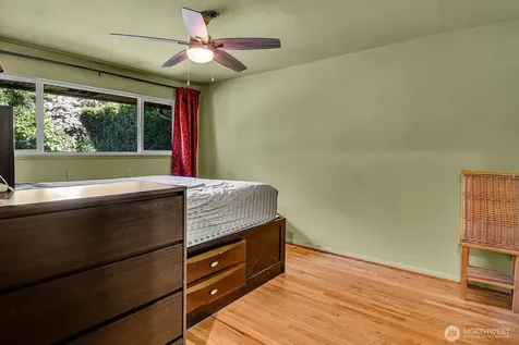5309 47th Avenue SW Seattle WA 98136