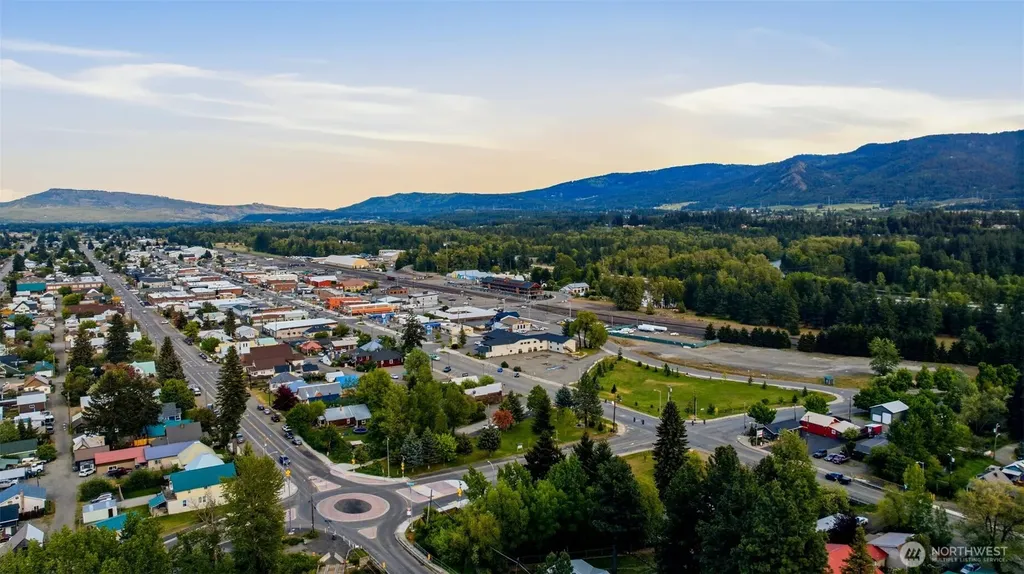 417 W 2nd Street Cle Elum WA 98922
