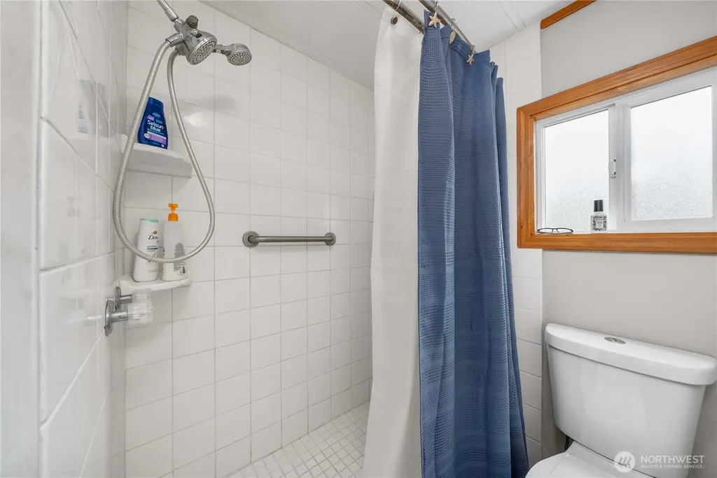 8210 177th Avenue SW Longbranch WA 98351